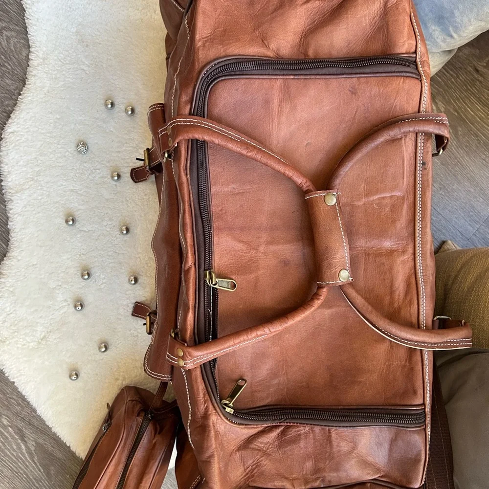 Iltalian Leather bag from Florence Italy classic full